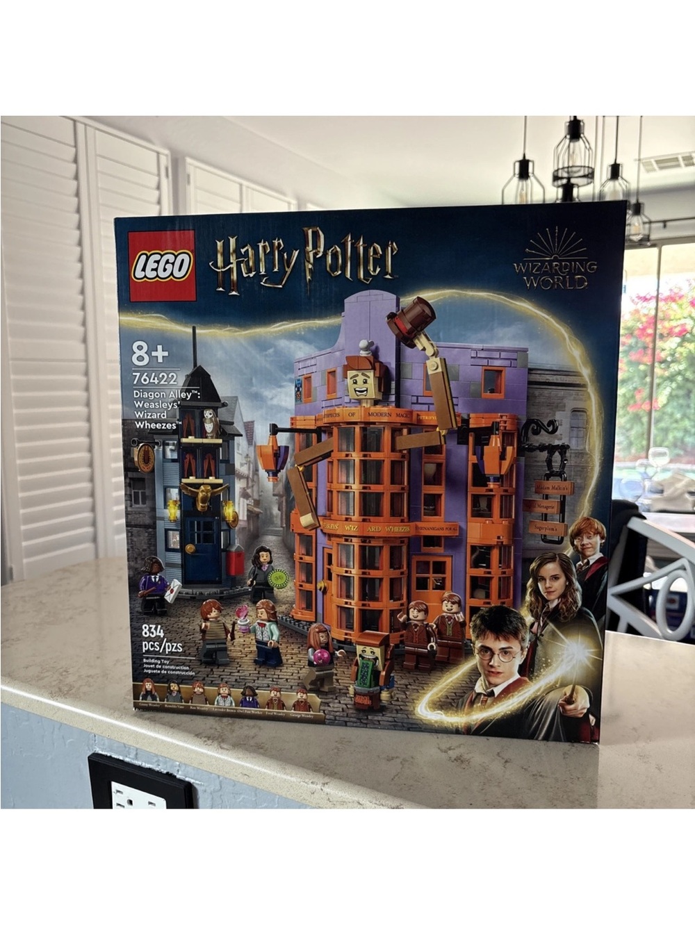LEGO 76422 Harry Potter Weasleys' Wizard Wheezes - Brand New in Sealed Box